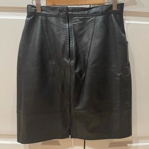 Black Leather skirt 28 inch waist 21 inches long